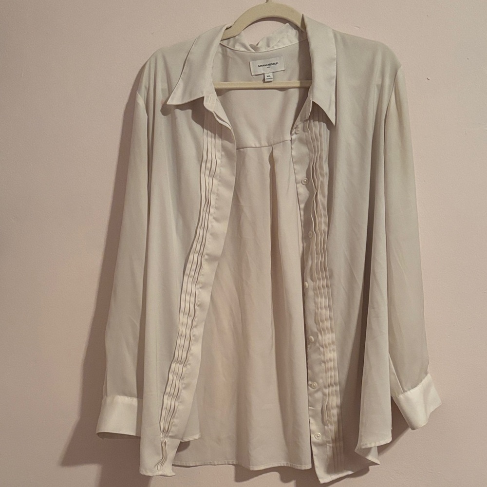 Banana Republic Cream Button Down Shirt